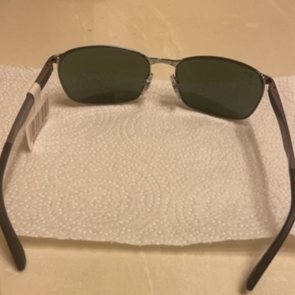 Sunglasses - Picture 4 of 5